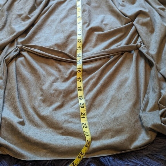 Signature Faux Suede Tie Wrap Mossy Sage Green Lightweight Cardigan Size Small - Picture 4 of 7